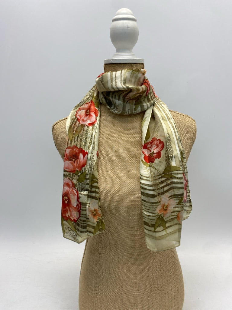 Oscar de la Renta Green/Cream Red/Pink Flowers Scarf