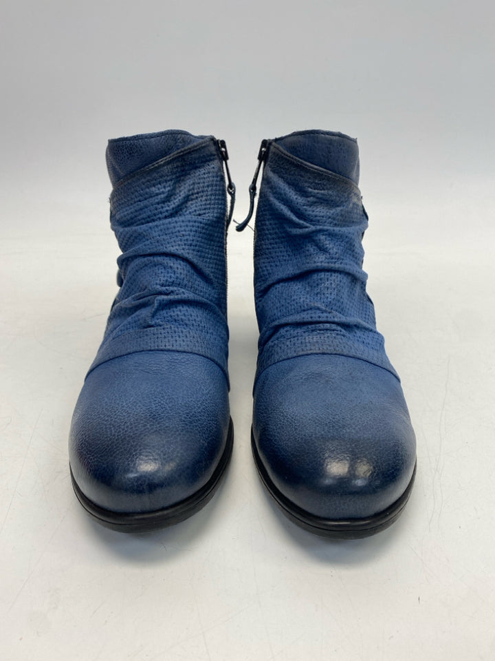 Miz Mooz EU Shoe Size 38 Blue Side Zipper Boots