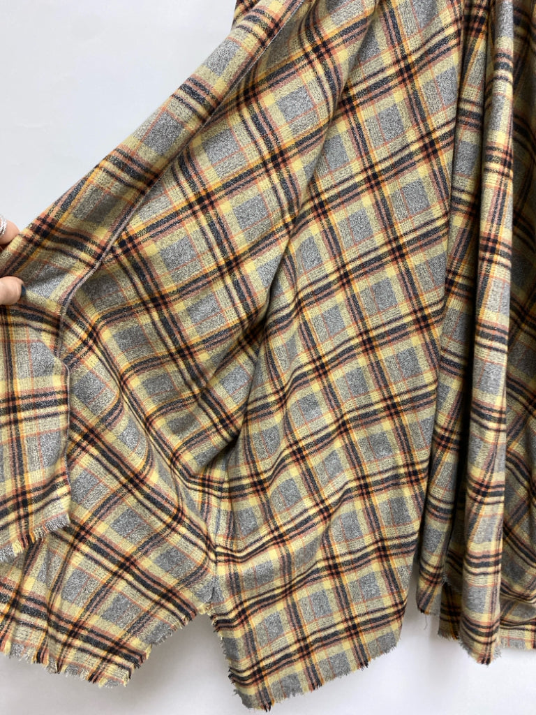 Size OSFM Gray/Tan Black/Orange Plaid Drape Ladies Jacket