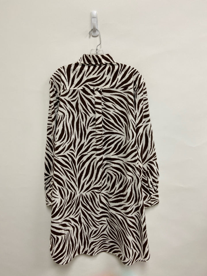 finley Size XL White Brown Zebra Print Button Up Ladies Dress