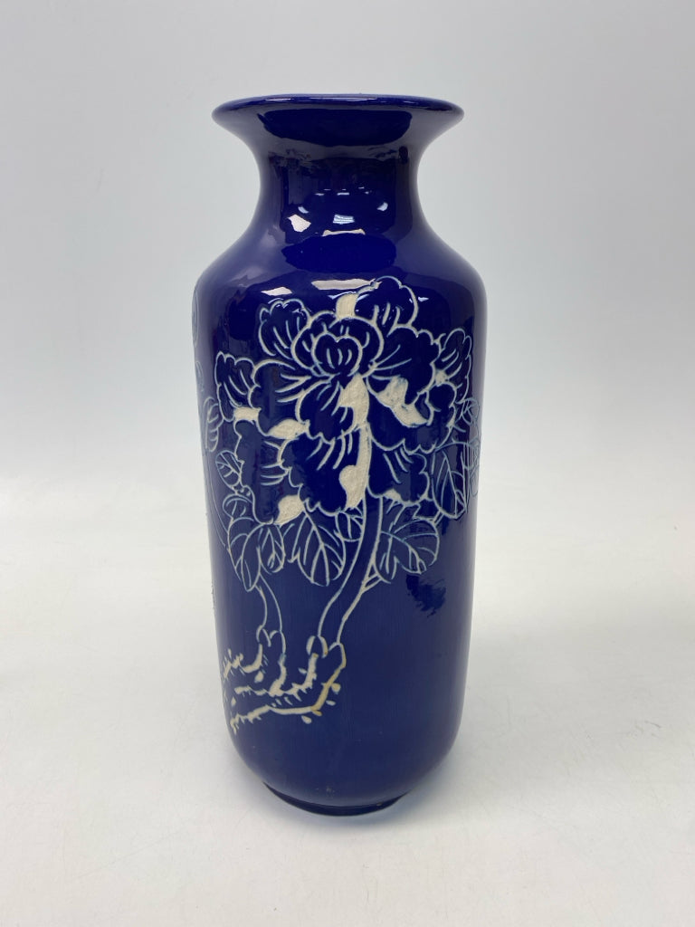 Blue Cream Asian Ceramic Vase
