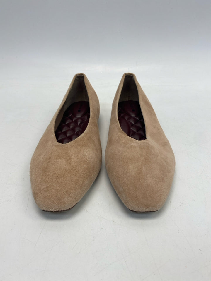 Birdies US Shoe Size 8 Cream Suede Flats