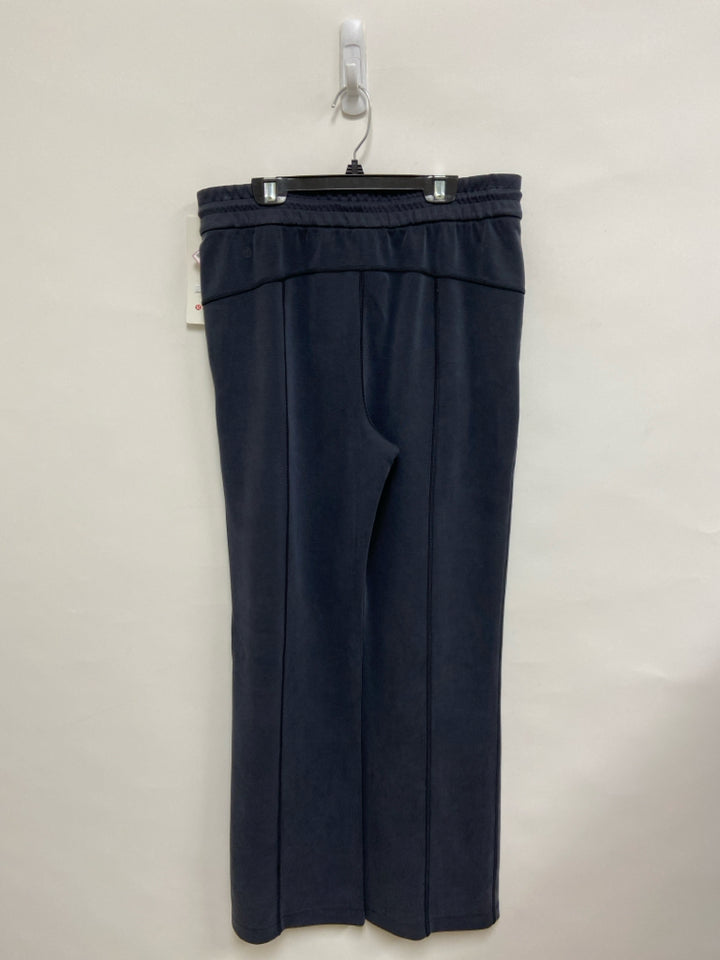 NWT Lululemon Size 8 Gray Athletic Pants