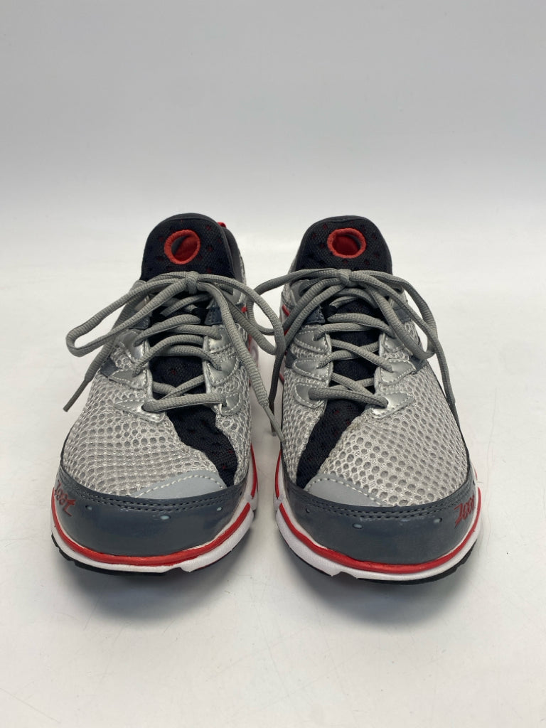 Zoot Size 9 Silver Gray/Red Lace-Up Men&