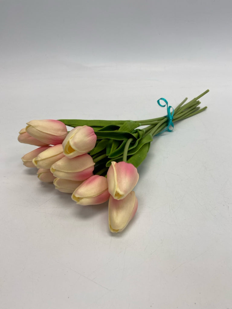 Pale Pink/Yellow Floral Arrangement