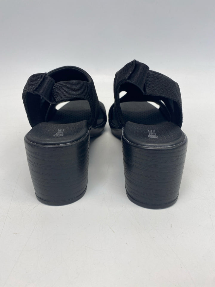 Bzees  Size 10W Black Sandals