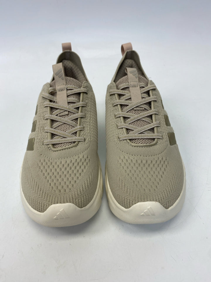 NWOT Adidas  Size 9 Cream Sneakers