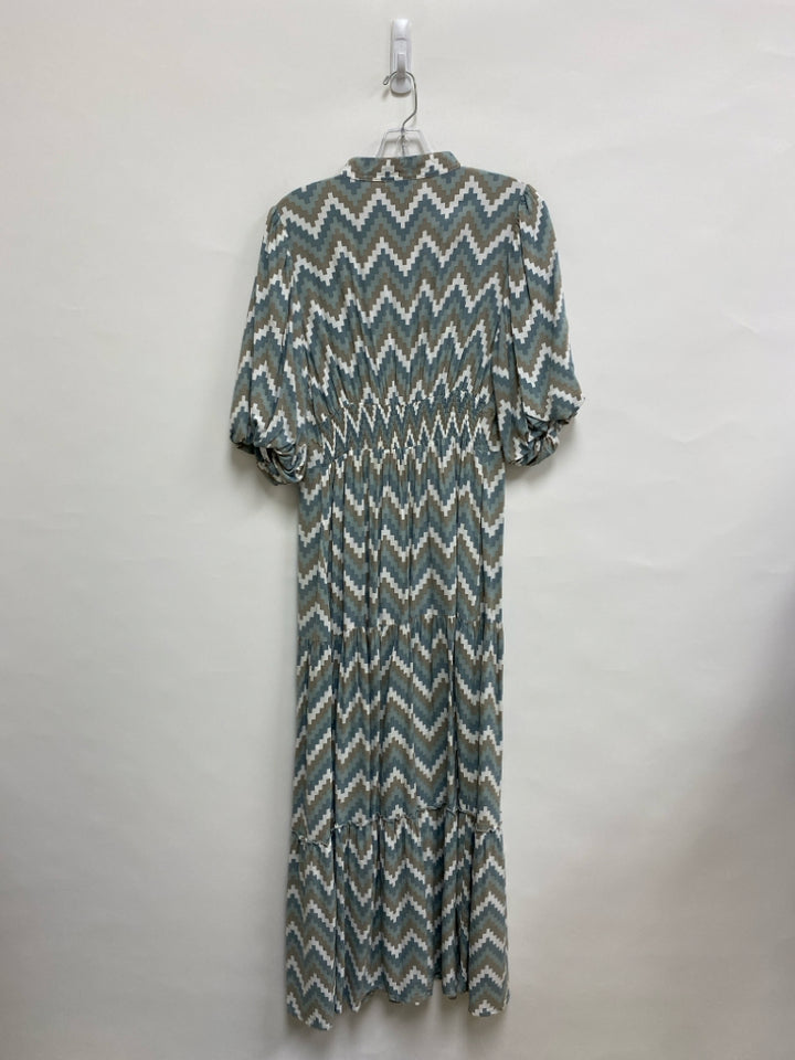 Size S Seafoam/White Taupe Zig Zag Maxi Ladies Dress