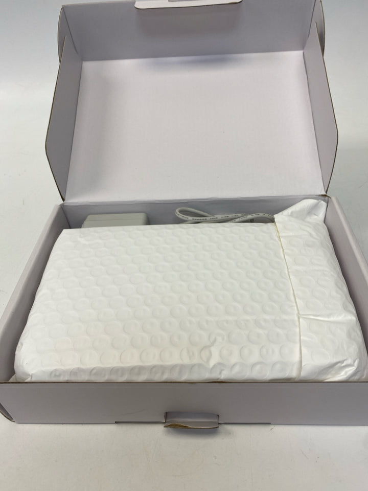 NEW/BOX Electronic/Accessory