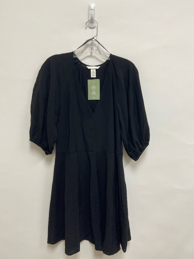 NWT H&amp;M Size XS Black Texture Puff Sleeve Ladies Dress