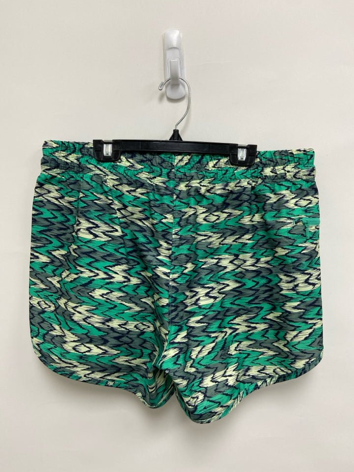 North Face Size L Aqua/Yellow Seafoam Zig Zag Athletic Shorts