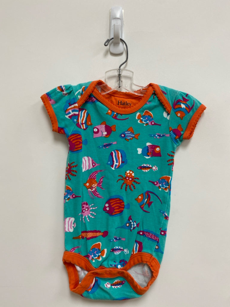 Hatley SIZE 18-24M Aqua/Orange Blue/Multi Fish Boy&