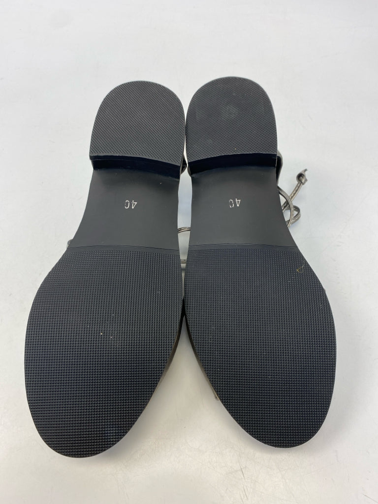 NWOT  Size 40 Pewter Sandals