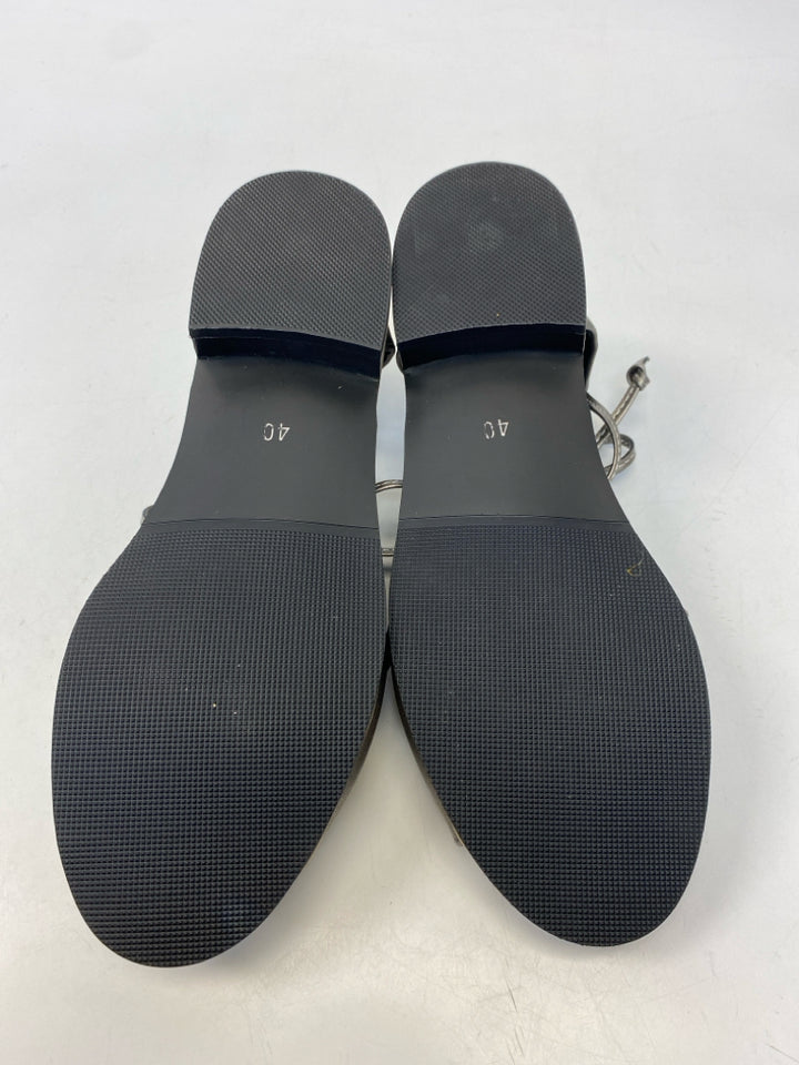NWOT  Size 40 Pewter Sandals