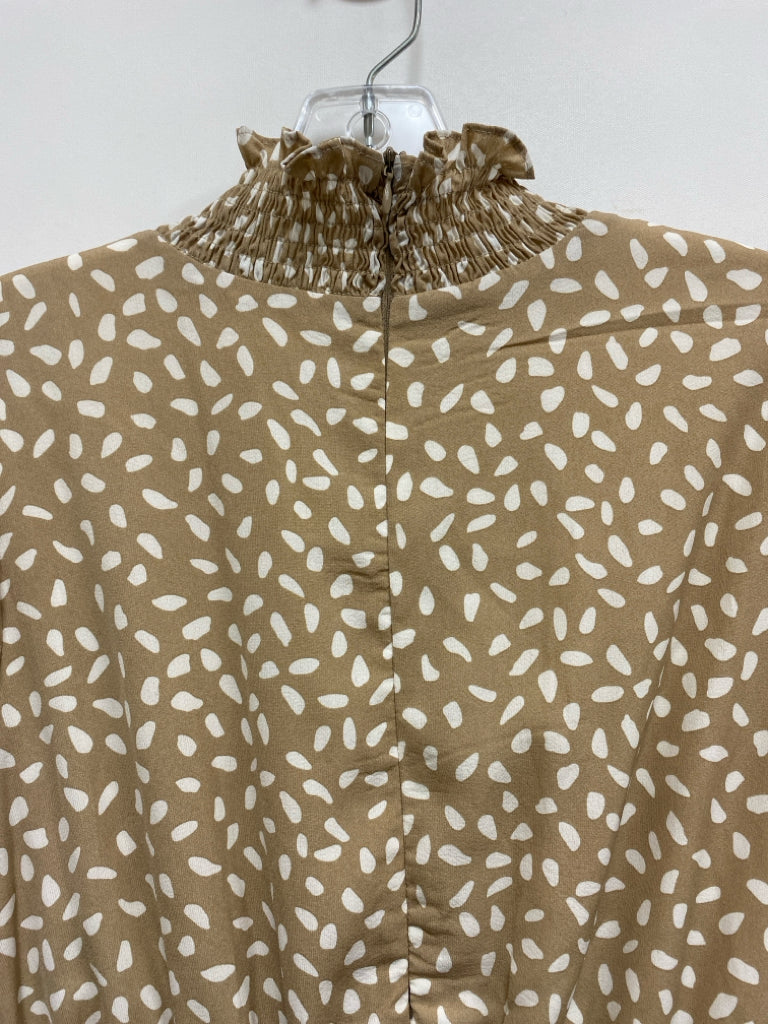NWT Size M Beige Cream Shapes Mock Neck Ladies Dress