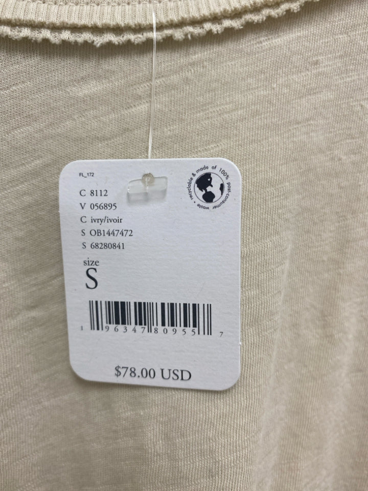 NWT We The Free Size S Oatmeal Cropped Ladies Top