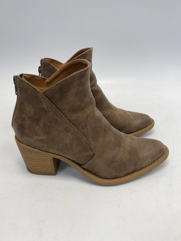Qupid US Shoe Size 6 Brown Zipper Boots