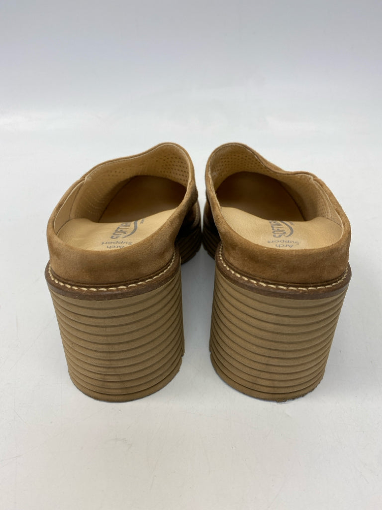SOFTWAVES  Size 39 Cognac Perforated Clogs