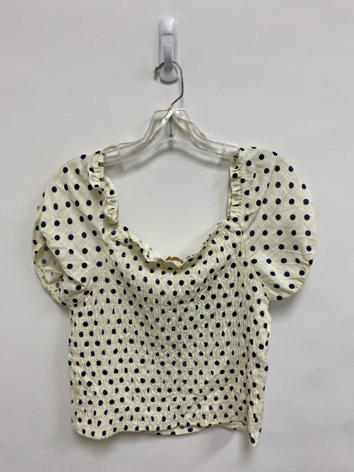 NWT monteau Size L Ivory Black Polka Dot Cropped Ladies Top