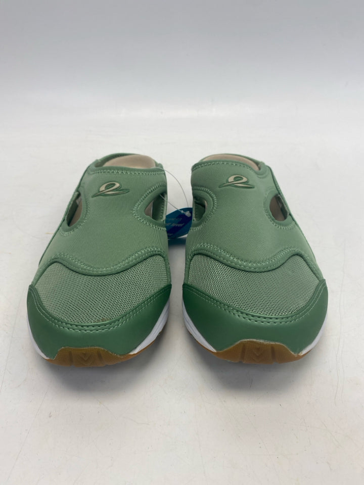 NWT Easy Spirit  Size 9 Green Neoprene Sneakers