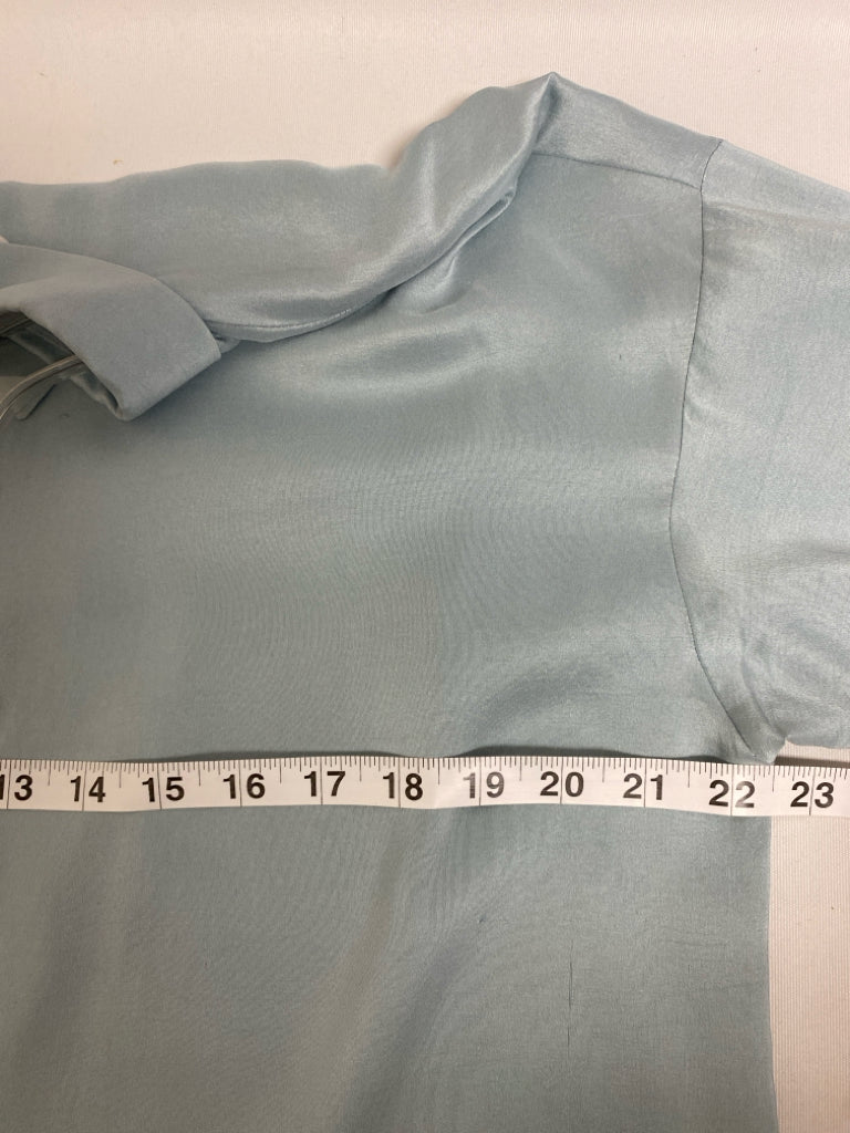 Eileen Fisher Size M Pale Blue Button Up Silk Ladies Top