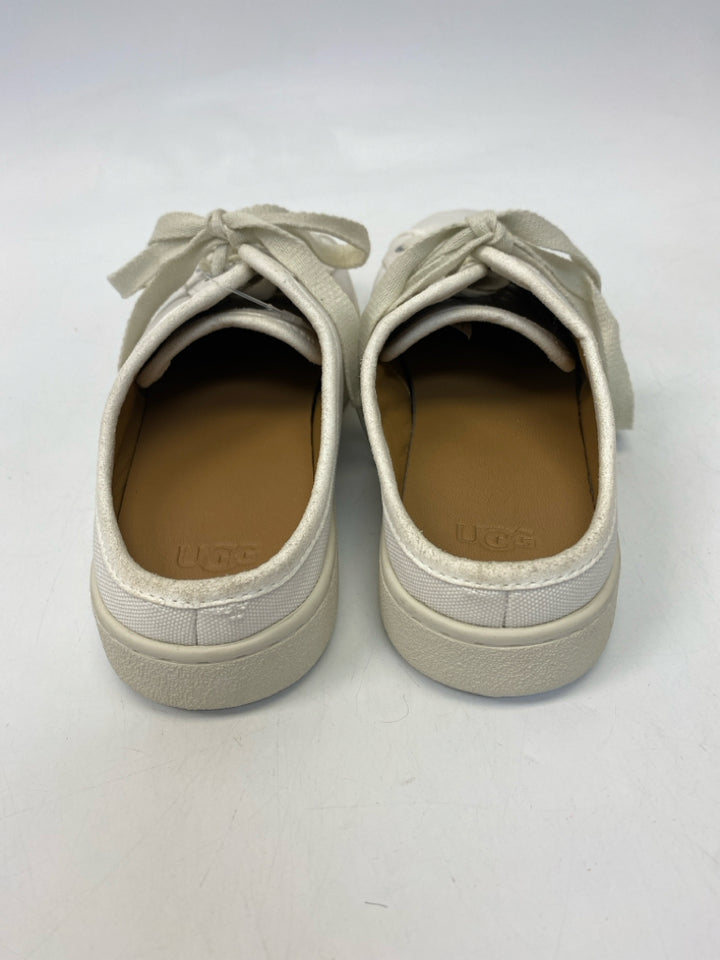 UGG  Size 9 White Lace-up Canvas Sneakers