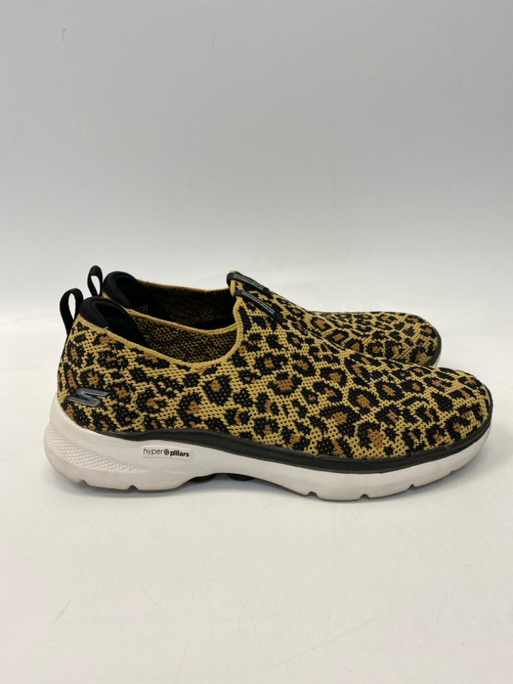 Skechers  Size 8.5 Brown Black Animal Print Knit Sneakers