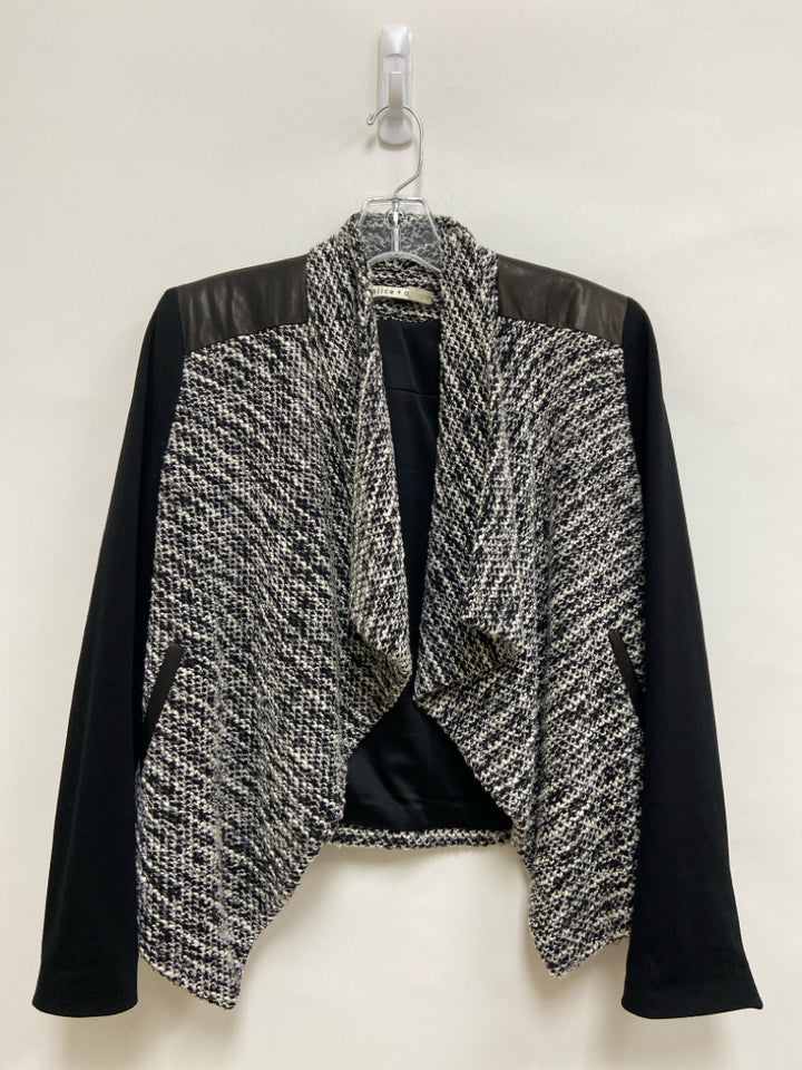 Alice + Olivia Size 6 Black White Woven Drape Ladies Jacket