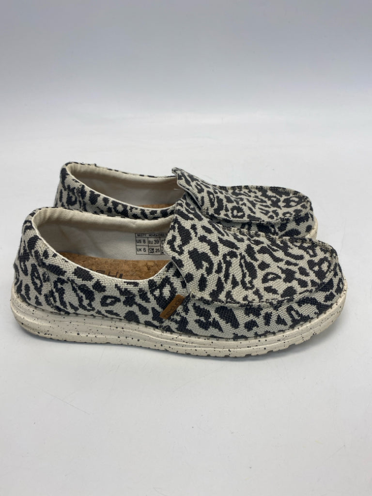 Hey Dude  Size 8 Gray/Blk Sneakers