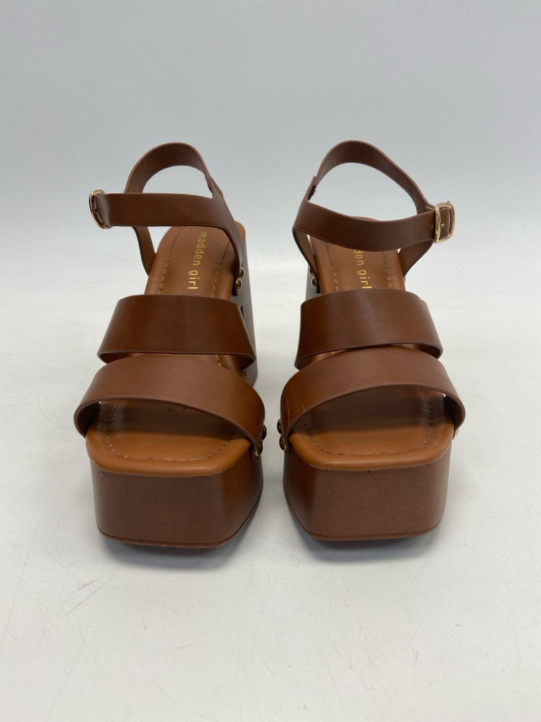 Madden Girl  Size 6 Brown Sandals