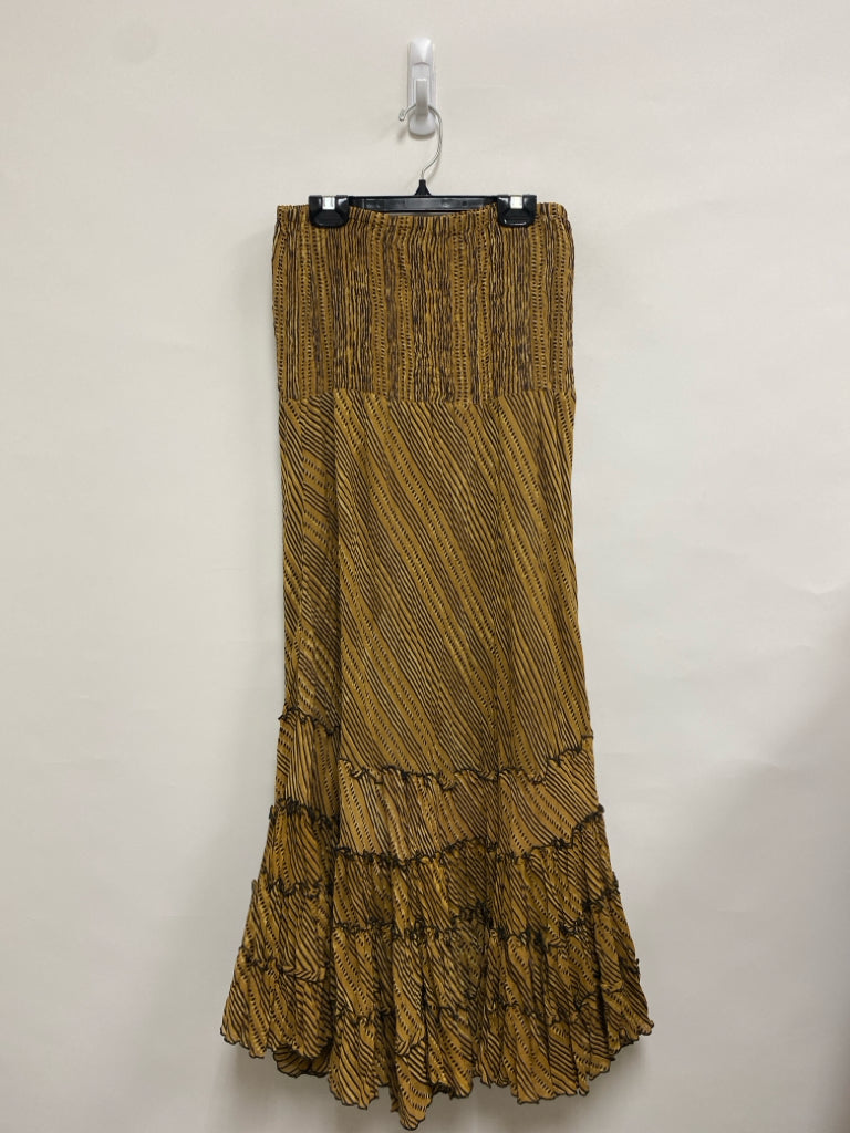 Size OSFM Tan/Black Cream Smocking Maxi Ladies Skirt