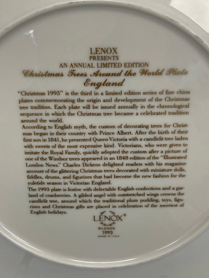 Lenox Cream Green/Multi Christmas Decorative Plate