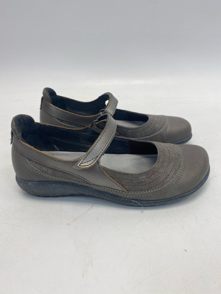 Naot EU Shoe Size 38 US Shoe Size 7 Gray Flats