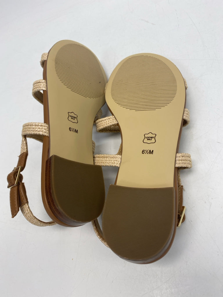 NWOT Talbots  Size 6.5 Cream Sandals