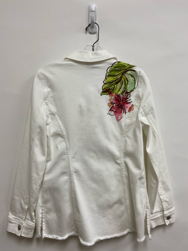 NWT Chico&