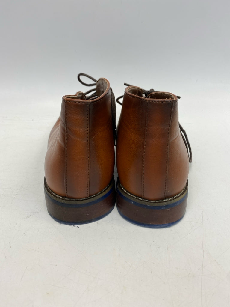 Size 8 Brown Lace-Up Men&