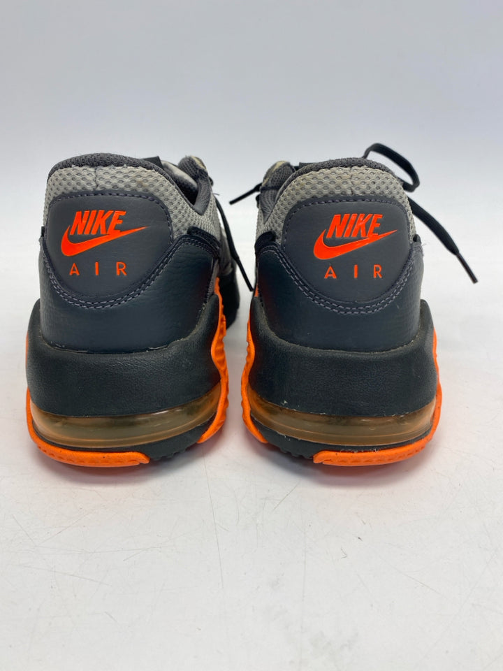 Nike Size 8.5 Gray Orange Lace-Up Men&