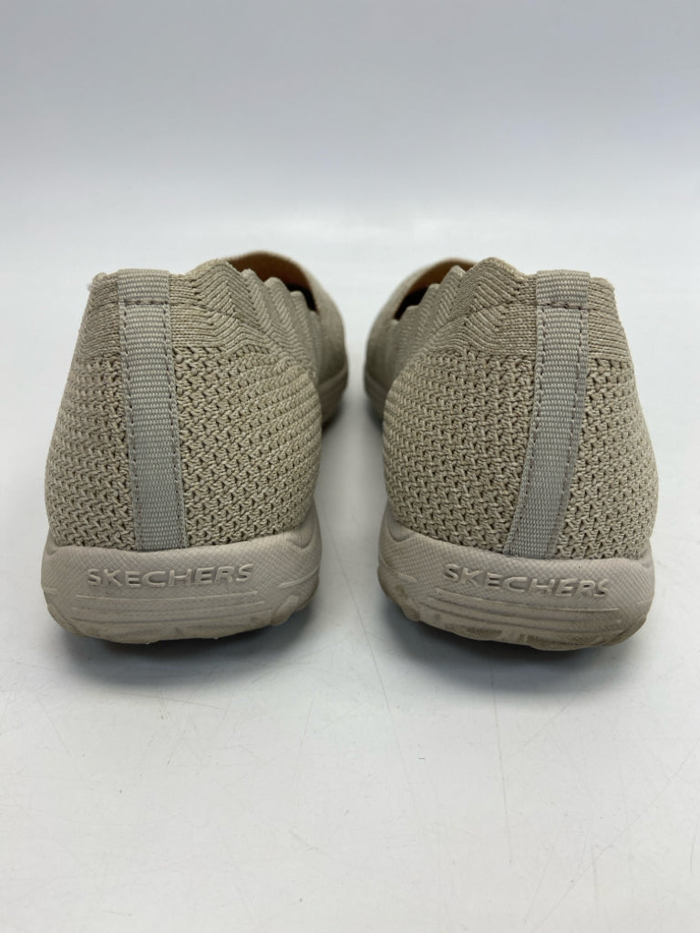 Skechers  Size 9.5 Tan Knit Sneakers