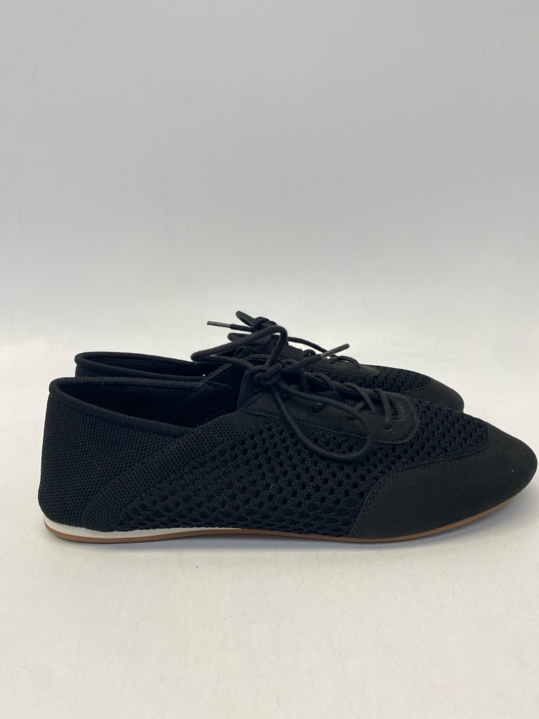 NWOT Vivaia EU Shoe Size 40 US Shoe Size 9 Black Lace-up Mesh Sneakers