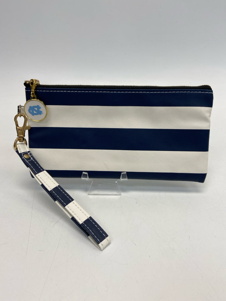 Lillybee Scout Navy White Stripe(s) UNC Wristlet