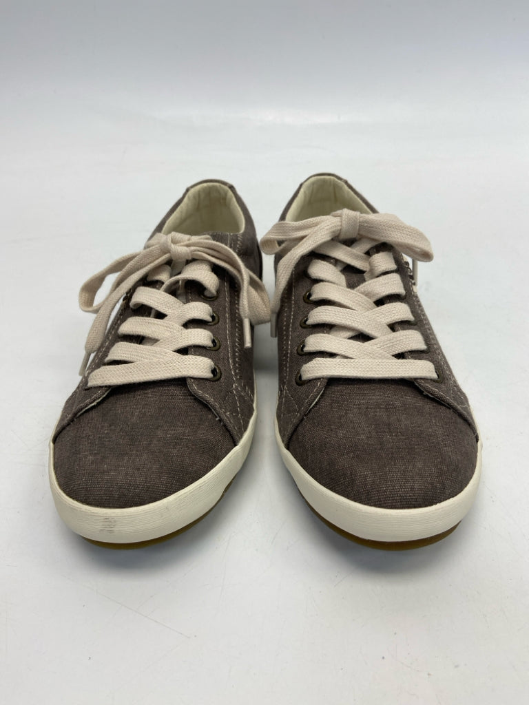 Taos  Size 6.5 Brown Tan Lace-up Sneakers
