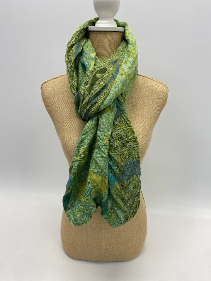 NWT Green Blue/Yellow Scarf