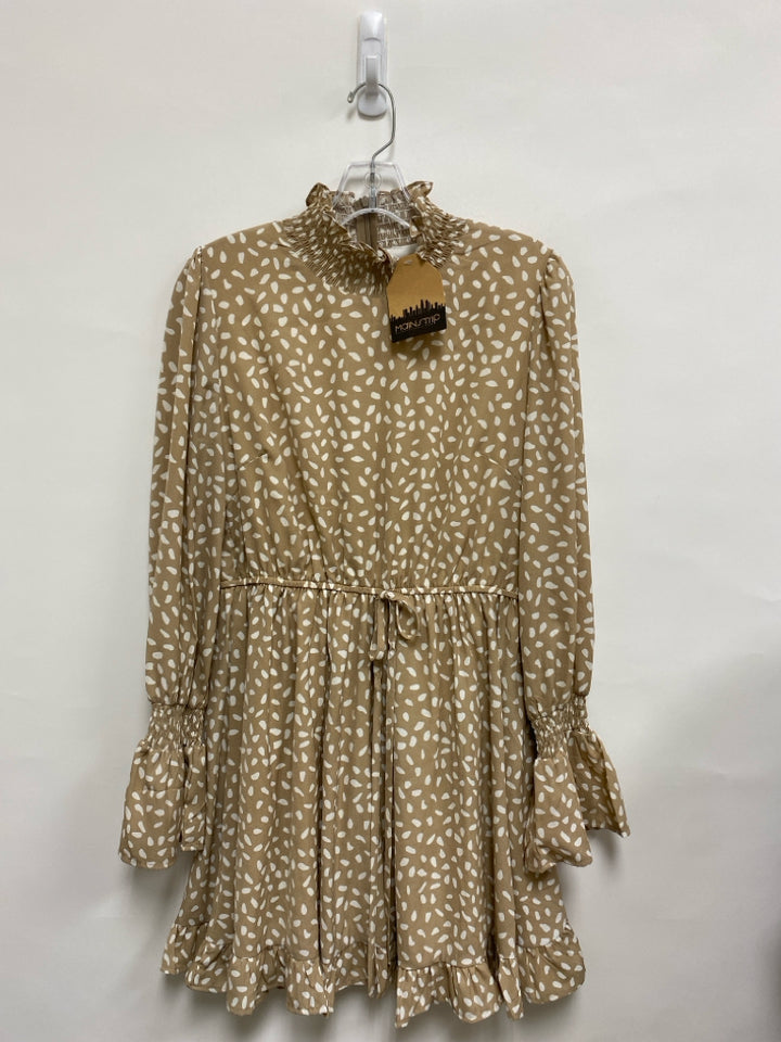NWT Size M Beige Cream Shapes Mock Neck Ladies Dress