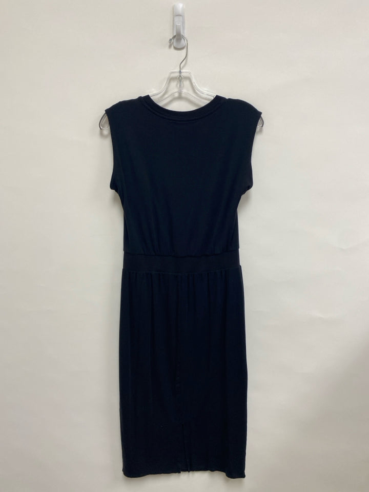 Athleta Size M Black Sleeveless Ladies Dress