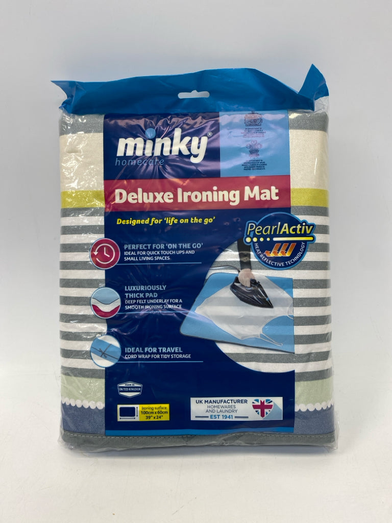 NEW/PKG White Gray/Multi Striped Misc. Laundry