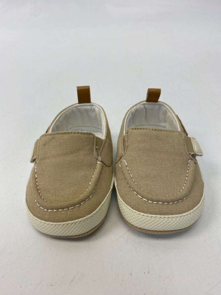 The Place SIZE 3-6M Tan Boy&