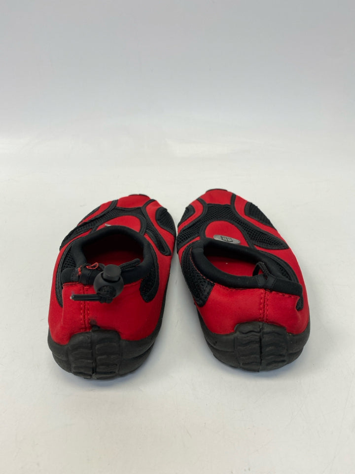Size 9 Black Red Neoprene Men&