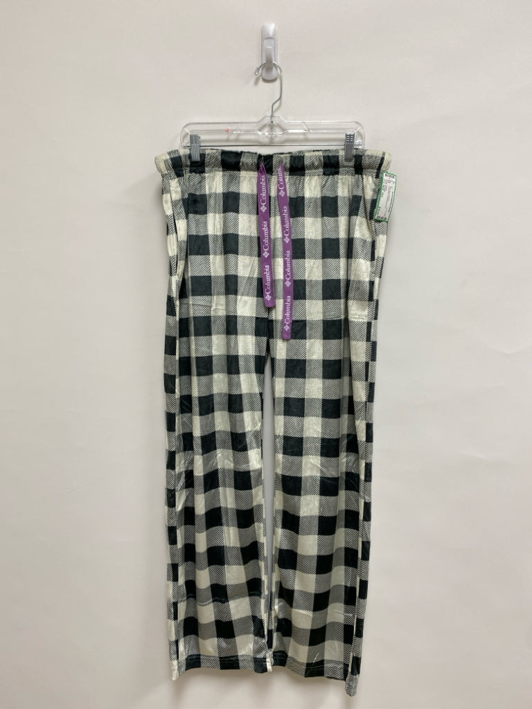 Columbia Size XXL Cream/Black Checkered Plus Size Pajamas