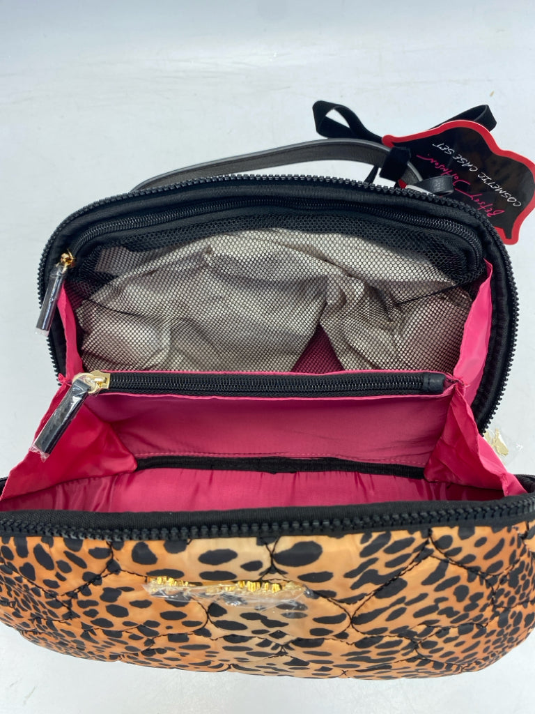 NWT Betsey Johnson Brown Black Animal Print Make-up Bag