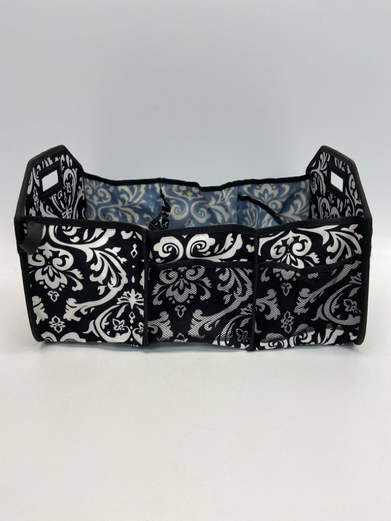 Black/White Tote Bag